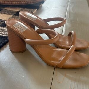 DV by Dolce Vita Camel Round Block Heel Sandals
